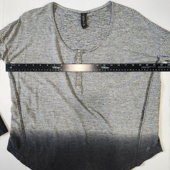 Gramicci Striped Top Womens XS Grey Dip Dyed Dolman Sleeve Henley Scoop Neck - Picture 5 of 8
